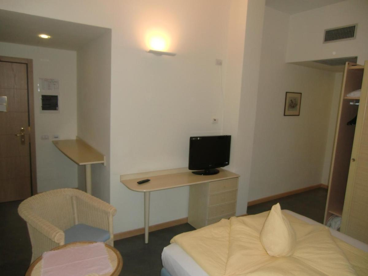 Beach Hotel Du Lac Malcesine Rom bilde